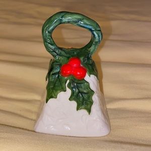 Vintage Lefton 1970/71 White Holly Bell w/Holly Leaves & Berry Clacker
